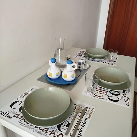 Michela'S House דירה *